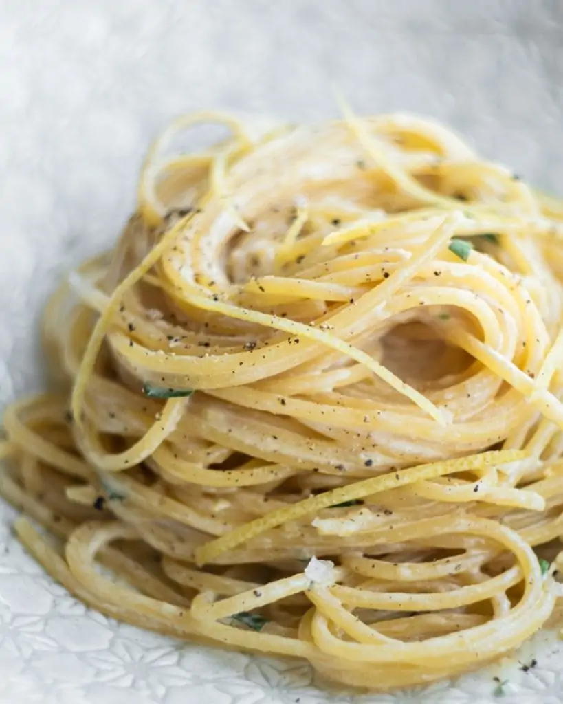 pasta al limone close up