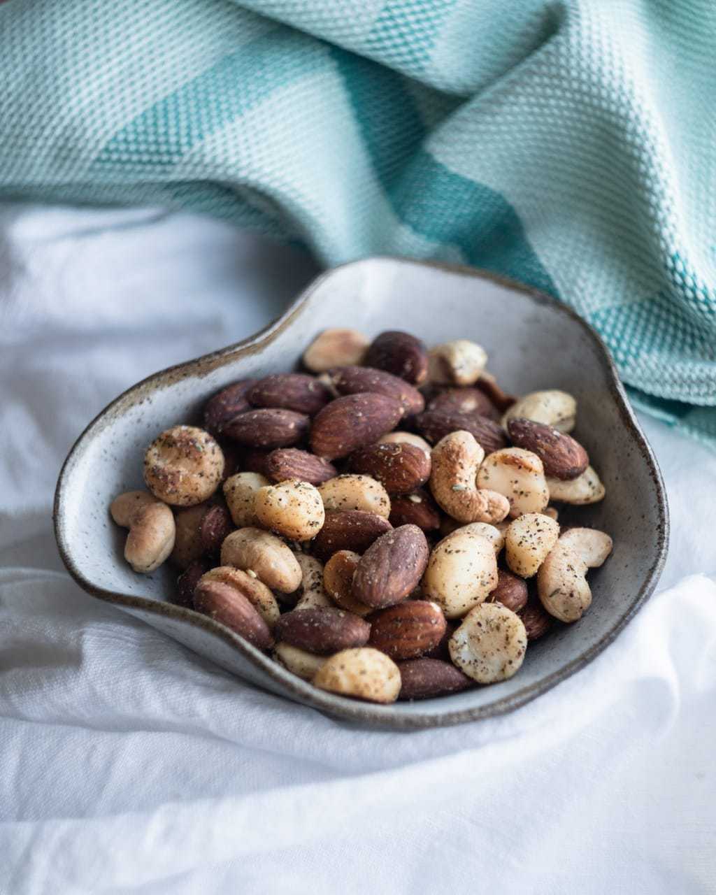 roasted zaatar nuts from the side