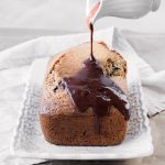 tiroler cake pouring chocolate side