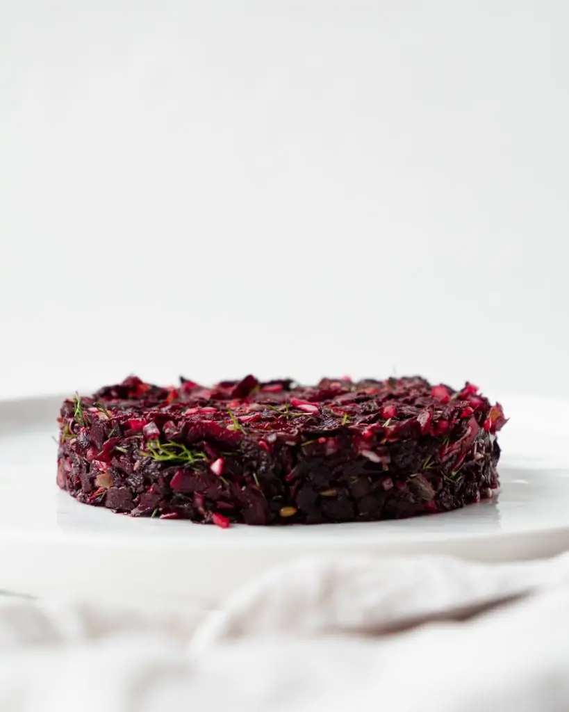 beetroot tartare from the side