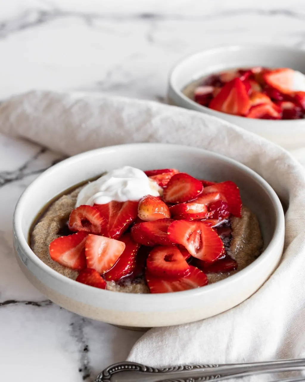 amaranth porridge from side